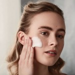 Gentle Cleanse Хидратираща почистваща пяна с екстракт от розмарин Gentle Cleanse Хидратираща почистваща пяна с екстракт от розмарин
